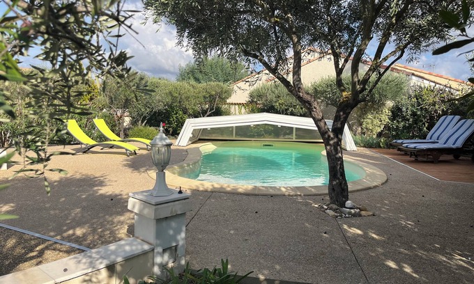 Bessan Villa | Villa Tout Confort 8 Pers Avec Climatisation et Piscine Privée