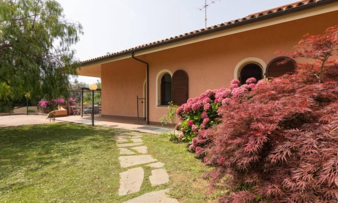 Cisano sul Neva House | Villa Trabbia by Interhome