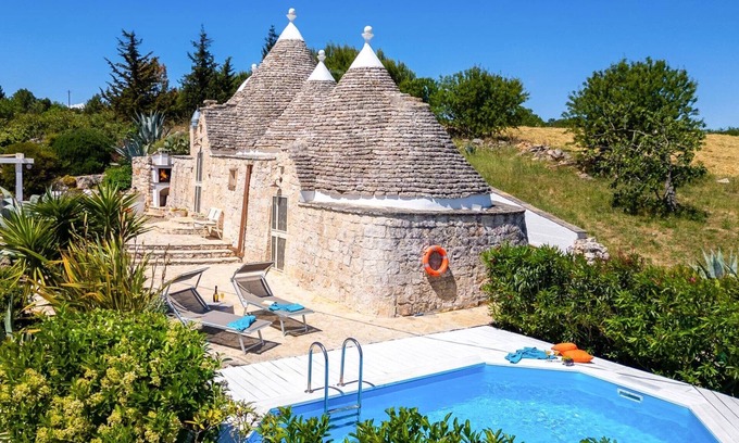 Martina Franca Villa | Villa Trulli Isabella by Villa Plus
