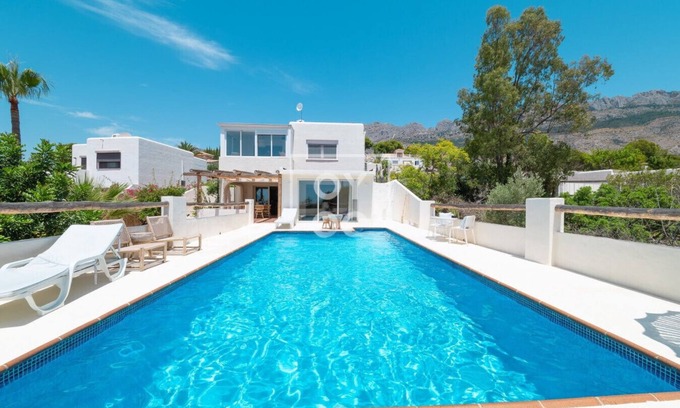 Altea la Vella Apartment | Villa Tutti sur Mer, authentic boho style, private pool, mountain views