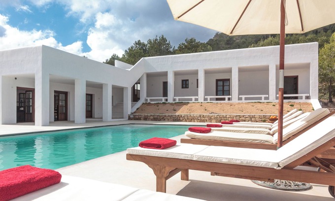 Sant Josep de sa Talaia Villa | Villa Unica nel suo Genere con Vista al Mare e Alla Montagna