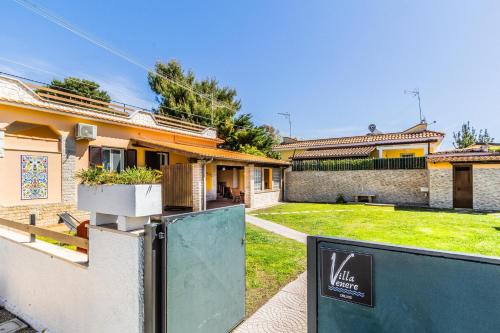 Latina Lido Villa | 'Villa Vènere Deluxe' 50mt Sea-Free Parking-Garden