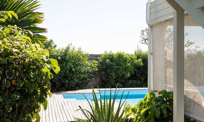 Sainte-Anne Villa | Villa Vanilla with pool, beach access by foot and jogging path