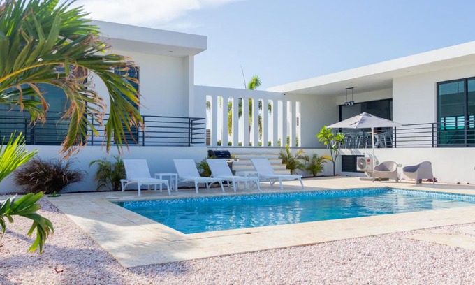 Jan Thiel Villa | Villa White Sand - breathtaking view Spanish Bay