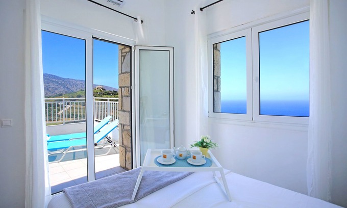 Agia Pelagia Villa | Villa With 180 degree Sea View - Sleeps 2-6