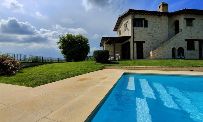 Ripatransone Villa | Villa with pool 15 km from the sea, wifi, air conditioning, panoramic.