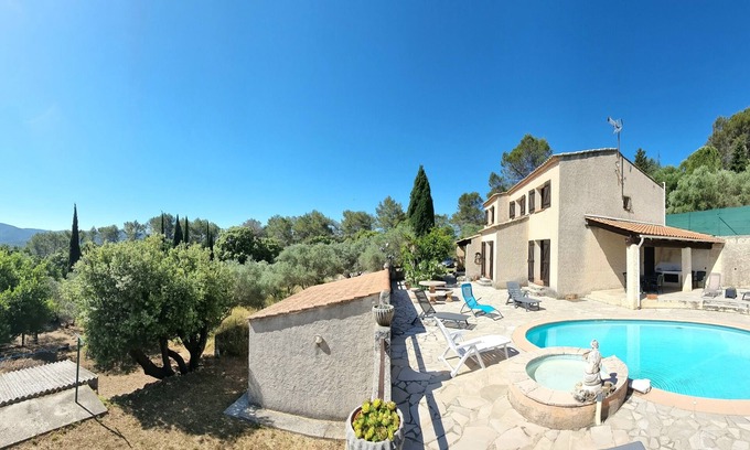 Pignans House | Villa with pool in the heart of olive groves