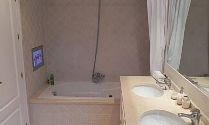 Benahavis Villa | Villa With Private Pool, With Sea And Mountain Views