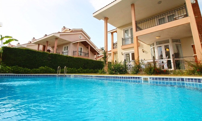 Yaniklar Villa | Villa with Private Pool and Garden for 8 People - AWZ 236