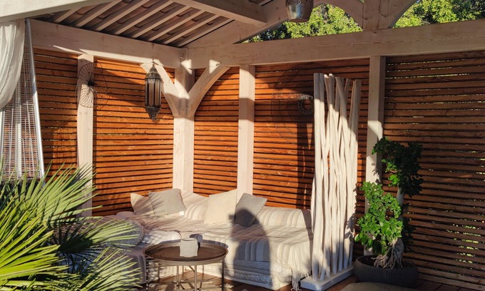 Gareoult Villa | Villa with swimming pool and SPA in Provence just 35 minutes from the beaches