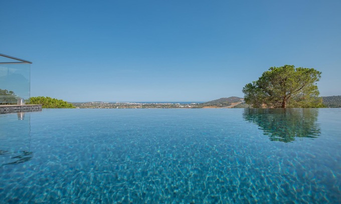 Calonge Villa | Villa with views of the Mediterranean Sea. Infinity pool.