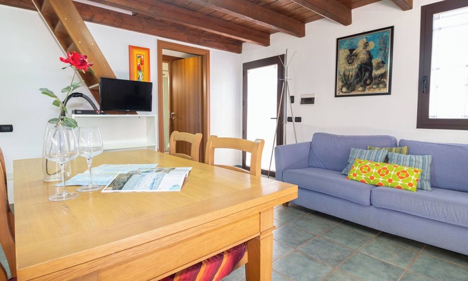 San Vero Milis Villa | Villa Zerrei - One Bedroom Villa, Sleeps 5