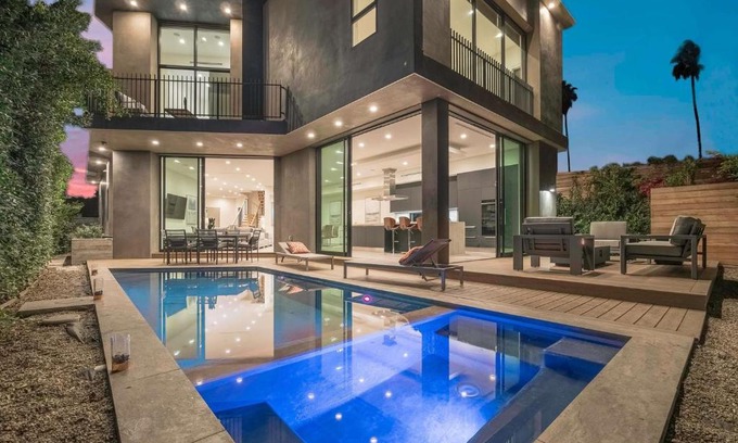 Beverly Grove Villa | Villa Zury