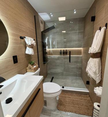 San Carlos Park Apartment | VillaBellaWood