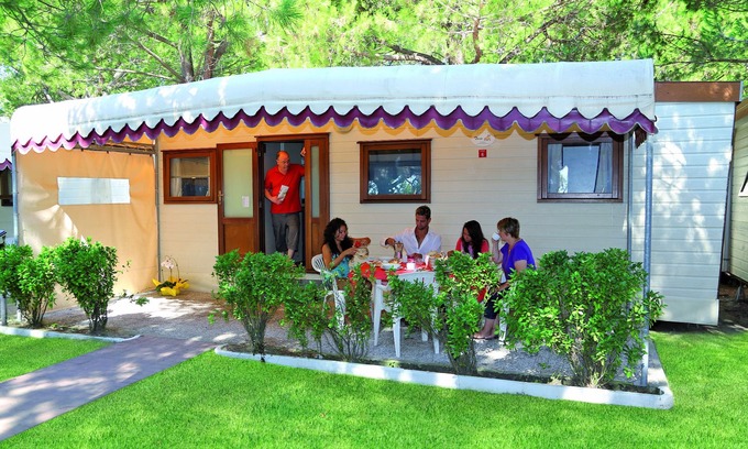 Reschigliano RV Rental | Village Camping Joker