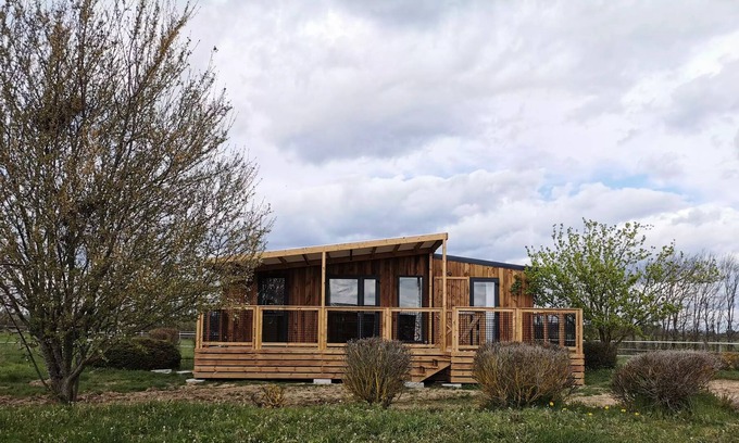 Lignieres House | Village de Cottages - Family Cottage 3 Rooms 6 People 2 Bathrooms with Air Conditioning