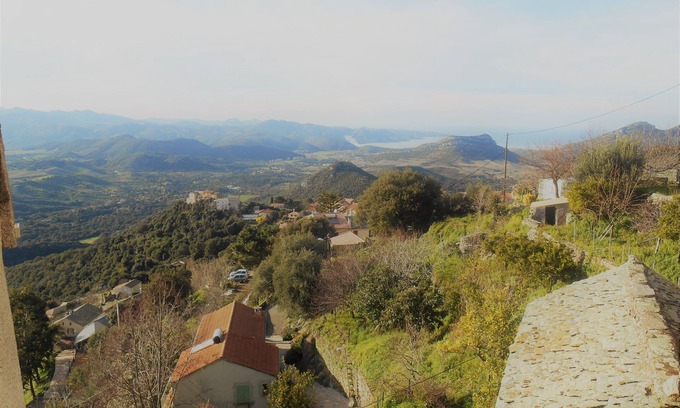 Poggio-dʼOletta House | Village house with breathtaking views of the Gulf of Saint-Florent