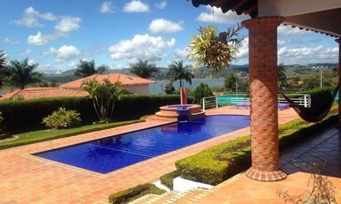 Calima Villa | Villla Celeste, 5 Minutes From Lake Calima
