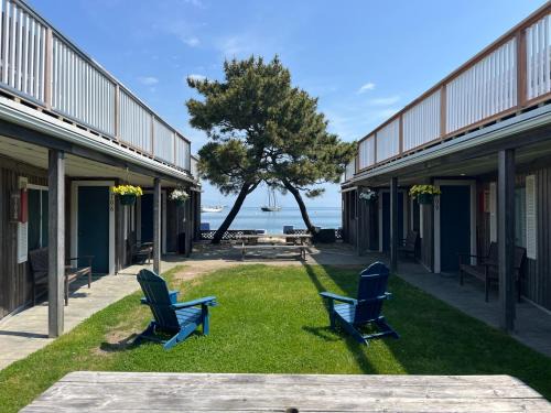 Vineyard Haven Apartment | Vineyard Harbor Motel
