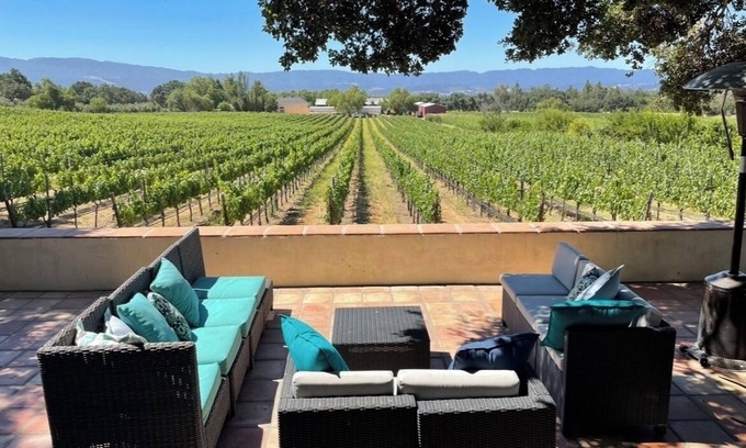 Santa Ynez House | Vineyard Home for the Art Lover