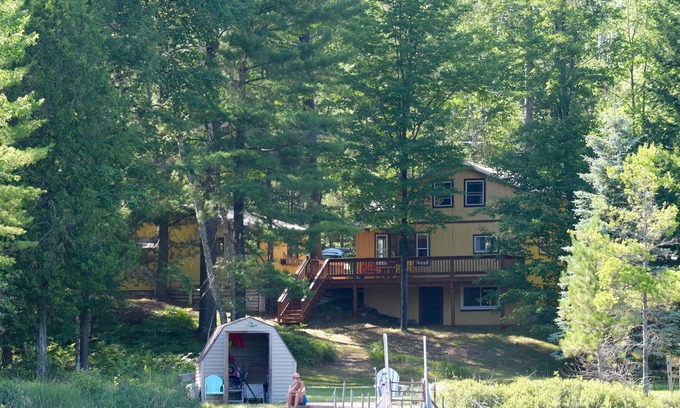 Gaylord Cabin | Vintage 1960 themed Lakefront cabin, fishing, hunting, eagle and loon watching.