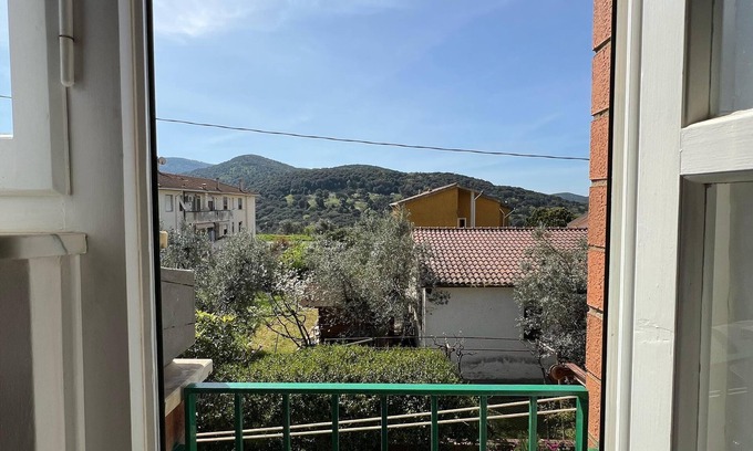 Castagneto Carducci Apartment | VINTAGE APARTMENT IN CASTAGNETO CARDUCCI