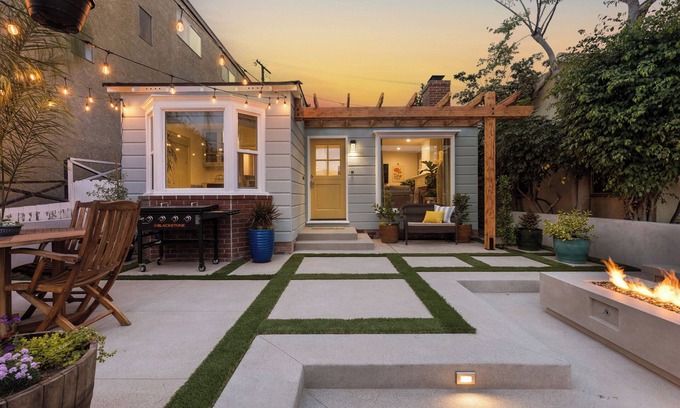 Belmont Shore House | Vintage Boho Beach Cottage