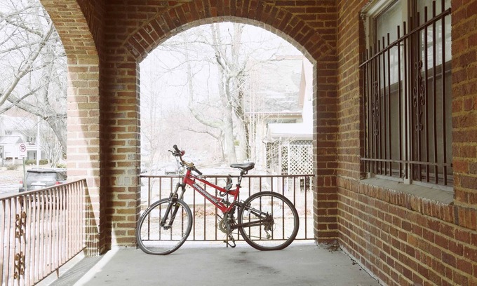 South Hyde Park Apartment | Vintage MW 1BR With Full Kitchen by Zencity