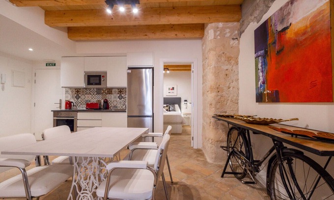 Cort Apartment | VINTAGE PALMA PALACE (SUPERIOR 3) TI/200
