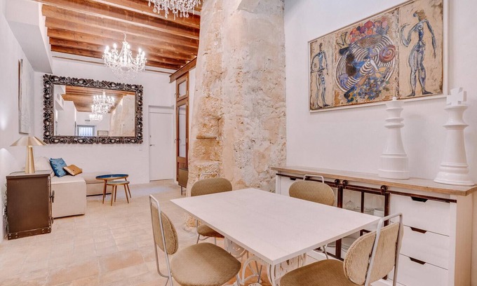 Cort Apartment | VINTAGE PALMA PALACE (INTERIOR) TI/200