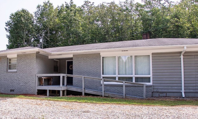 Bryson City House | Vintage with Advantages - 3 BR/2 Bath with Gameroom - Perfect Location