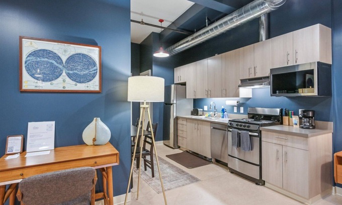 Belmont Hotel | Violet Suites PDX