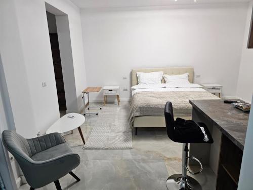 Radauti Apartment | visitor's house 5