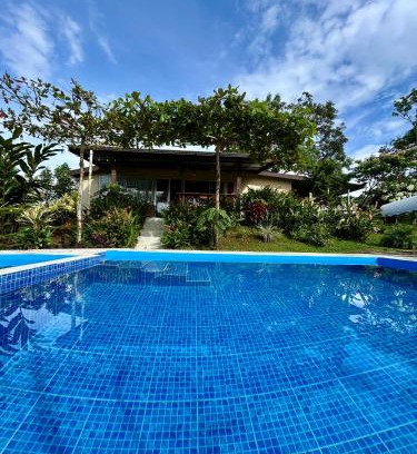 Canton Guatuso Villa | Vista al Volcán Tenorio y Montaña