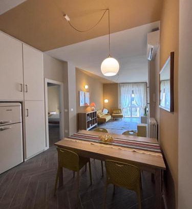 Casale Monferrato Apartment | Vista con camera - appartamento Zabaione