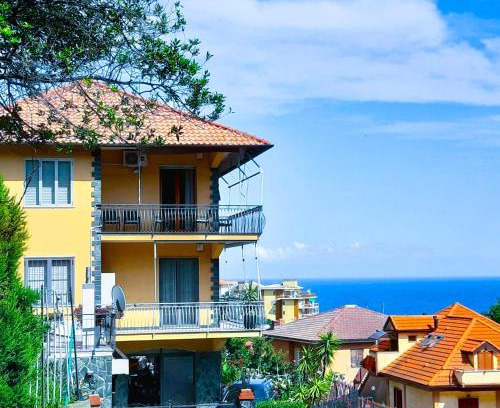 Varazze Apartment | Vista mare tra gli ulivi