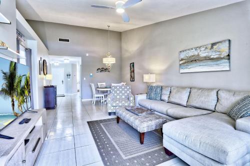 Isla del Sol House | Vista Verde East 250