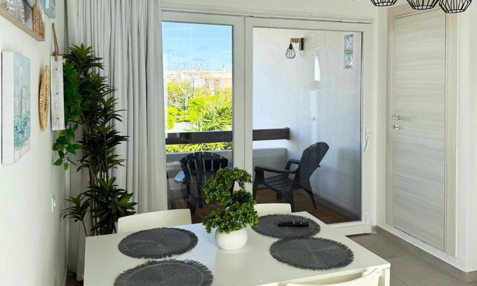 San Cataldo Apartment | Vistamare Oltremare