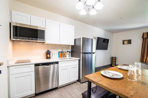 Sierra Vista Apartment | Vistas 216- Renovated central Sierra Vista long term discounts