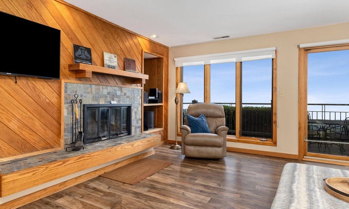 Nellysford Condo | Vistas 71 with Wintergreen Advantage