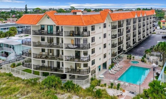 Belle Vista Condo | Vistas On The Gulf - Unit 206