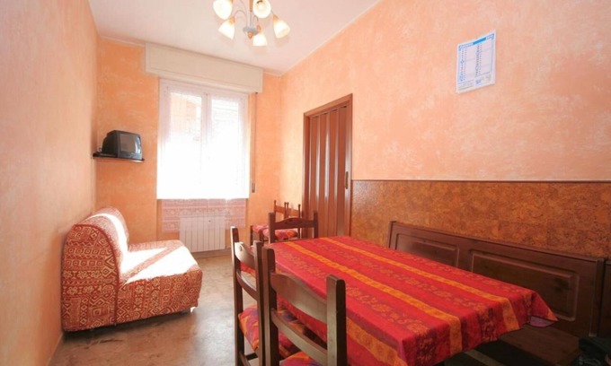 Borghetto Santo Spirito Apartment | Vittorio Veneto 9 Int 1