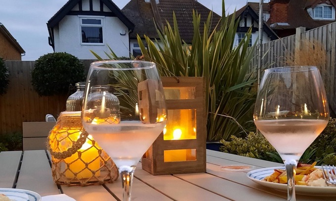 Clacton-on-Sea Bed & Breakfast | Viva Guest House