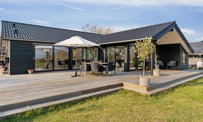 Bjert House | "Viveke" - 10m from the sea by Interhome