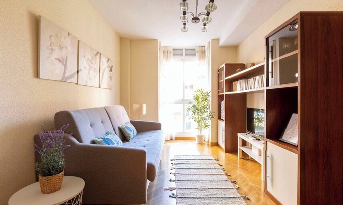 Tetuan Apartment | Vivodomo | Free parking, cozy, bright & central