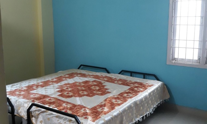 Visakhapatnam Apartment | Vizag 3 BED ROOM ENTIRE FLAT FOR CUTE AND CLEAN STAY