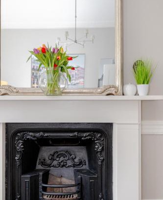 Warwick Apartment | Vogue 1 bedroom Pimlico flat near Victoria Station