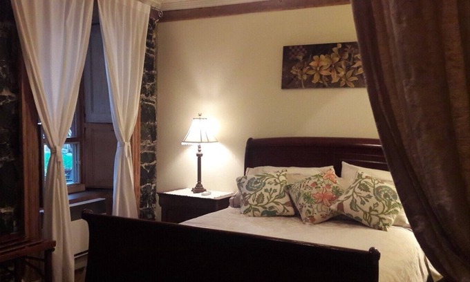 Saint-Jean-Baptiste Bed & Breakfast | Vrbo Property