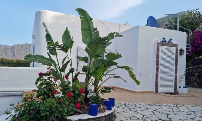 Los Llanos de Aridane Villa | Vrbo Property