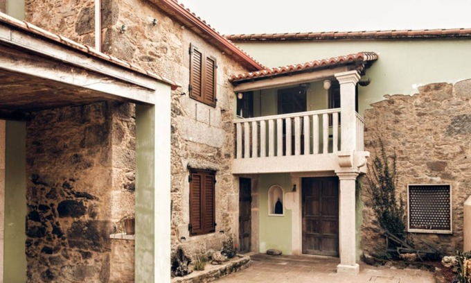 Laracha House | Vrbo Property